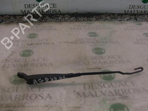 Used Front windshield wiper arm Front windshield wiper arm 3748879 3748879