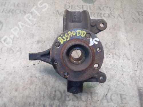 Used Right front steering knuckle RENAULT SCÉNIC II (JM0/1_) 1.9 dCi (JM0G, JM12, JM1G, JM2C) (120 hp) 3799193