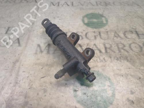 Clutch slave cylinder KIA CERATO I Saloon (LD) 1.6 | BP14270386M113 