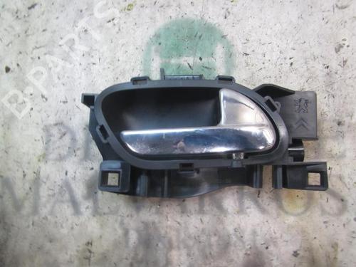 Højre bagtil invendig håndtag Højre bagtil invendig håndtag CITROËN C4 Picasso I MPV (UD_) 1.6 HDi (109 hp) 3833002 3833002