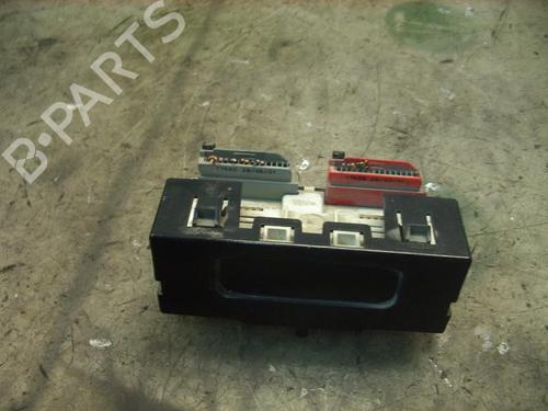 Used Switch Switch RENAULT MASTER II Van (FD) 2.5 dCi 120 (FD0M, FD0U, FD0W, FD2M, FD2W, FD3M, FD3U,... (115 hp) 3757405 3757405