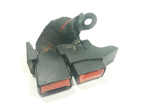 Used Seat buckle RENAULT CLIO III (BR0/1, CR0/1) 1.5 dCi (C/BR0G, C/BR1G) (68 hp) 17960651