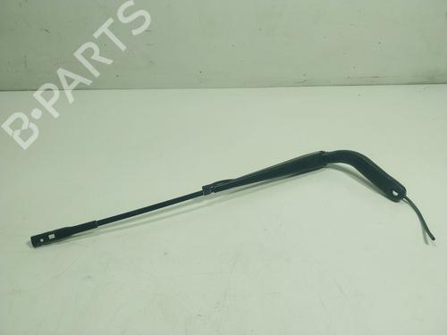 Used Front windshield wiper arm Front windshield wiper arm 19580487 19580487