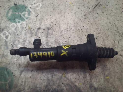 Used Clutch slave cylinder Clutch slave cylinder SMART FORFOUR (454) 1.1 (454.030) (75 hp) 14274794 14274794