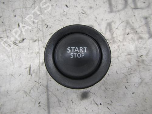 Used Electronic module Electronic module RENAULT SCÉNIC III (JZ0/1_) 1.5 dCi (106 hp) 3826509 3826509