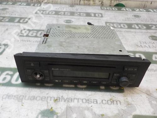 Used Radio Radio AUDI A3 Sportback (8PA) 2.0 TDI (140 hp) 3858684 3858684