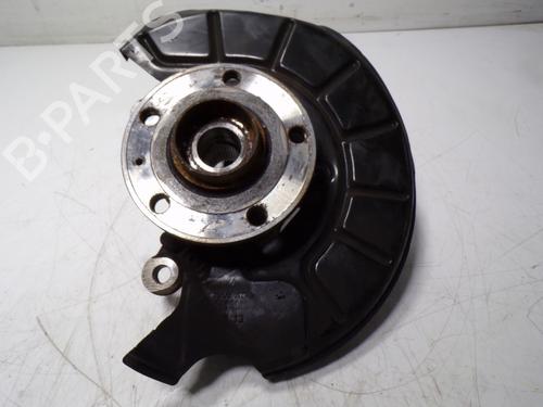 Used Left front steering knuckle VW TIGUAN (5N_) 2.0 TDI (140 hp) 16213025
