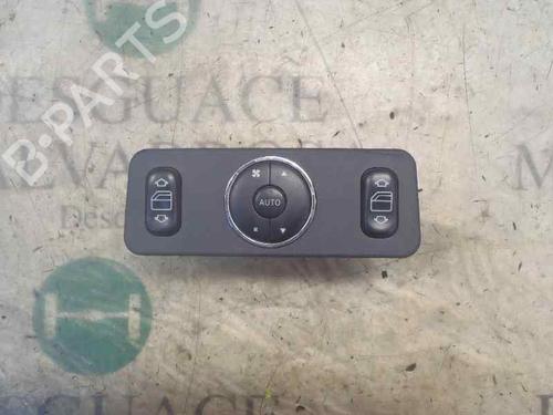 AC Styreenhet / Manøvreringsenhet MERCEDES-BENZ M-CLASS (W163) [1998-2005]  3804344