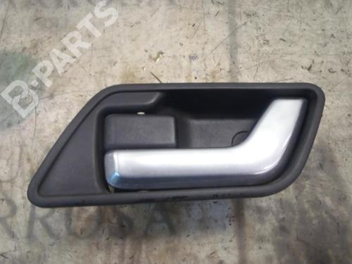 Used Front left interior door handle Front left interior door handle LAND ROVER FREELANDER 2 (L359) 2.2 eD4 (150 hp) 4015250 4015250