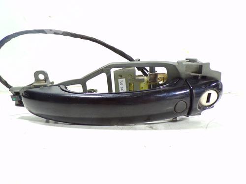 Used Front left exterior door handle Front left exterior door handle VW TOUAREG (7LA, 7L6, 7L7) 3.0 V6 TDI (225 hp) 8201958 8201958