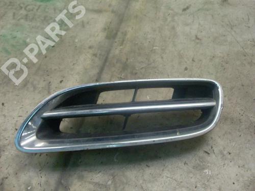 Used Front grille Front grille NISSAN MICRA II (K11) 1.5 D (57 hp) 3763265 3763265