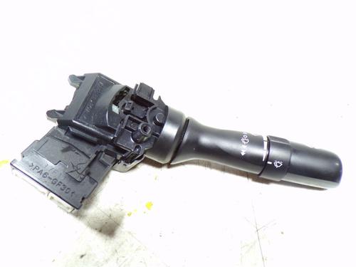 Used Steering column stalk Steering column stalk LEXUS IS II (_E2_) 220d (ALE20) (177 hp) 8224835 8224835