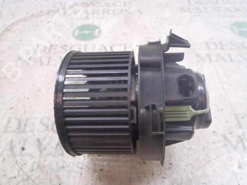 Used Heater blower motor Heater blower motor PEUGEOT 207 (WA_, WC_) 1.6 HDi (90 hp) 3818717 3818717