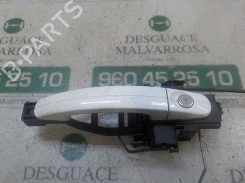 Used Front left exterior door handle FORD FOCUS III [2010-2020]  5778632