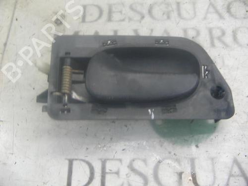 Used Front left interior door handle RENAULT LAGUNA I (B56_, 556_) [1993-2002]  3757074
