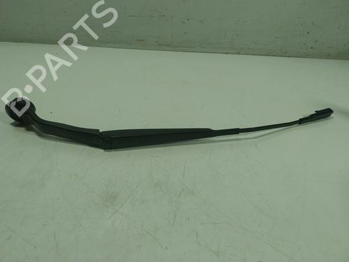 Used Front windshield wiper arm FORD KUGA II (DM2) 1.5 EcoBoost (120 hp) 18069247