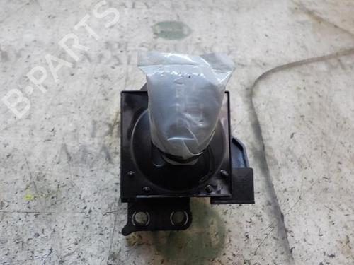 Selector da caixa Selector da caixa TOYOTA AURIS (_E18_) 1.8 Hybrid (ZWE186_, ZWE186R) (136 hp) 7411007 7411007