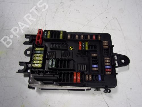Used Fuse box Fuse box BMW 1 (F20) 116 d (116 hp) 10652164 10652164