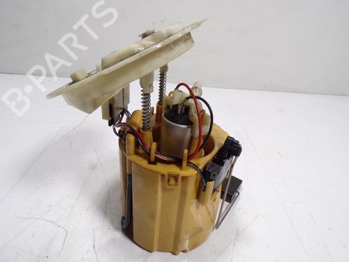 Used Fuel pump Fuel pump MERCEDES-BENZ E-CLASS (W212) E 200 CDI / BlueTEC (212.005, 212.006) (136 hp) 11190726 11190726
