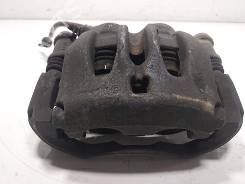Used Left front brake caliper MERCEDES-BENZ VITO Tourer (W447) 114 CDI / 114 BlueTEC (447.701, 447.703, 447.705) (136 hp) 28605923