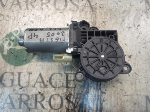 Right front window motor FORD FIESTA V (JH_, JD_) 1.4 TDCi | BP3801483E20 