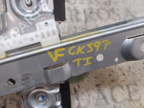 Rudehejsemekanisme venstre bagtil FORD FIESTA VI (CB1, CCN) 1.4 TDCi | BP3821647C24 
