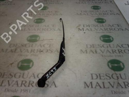 Used Front windshield wiper arm Front windshield wiper arm NISSAN PRIMERA Hatchback (P11) 2.0 16V (150 hp) 3746152 3746152