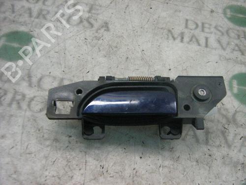 Used Front left exterior door handle FORD MONDEO II (BAP) [1996-2000]  3761897