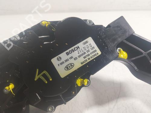 Rear wiper motor HYUNDAI ix35 (LM, EL, ELH) 1.7 CRDi | BP20129575M102 