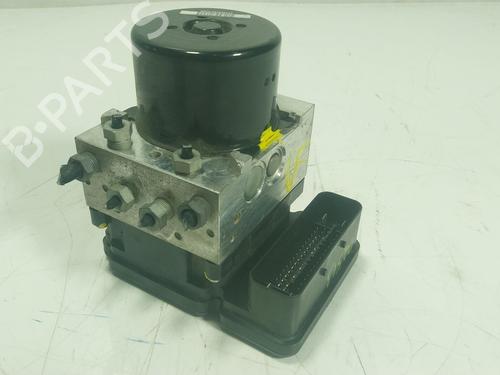 Used ABS pump VOLVO S60 II (134) D4 (163 hp) 25745476