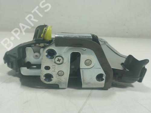 Vergrendeling links voor TOYOTA RAV 4 V (_A5_, _H5_) 2.5 Hybrid (AXAH52) (218 hp) 17804586