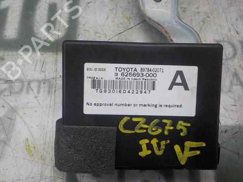 Used Control unit Control unit TOYOTA AURIS (_E18_) 1.8 Hybrid (ZWE186_, ZWE186R) (136 hp) 3862962 3862962