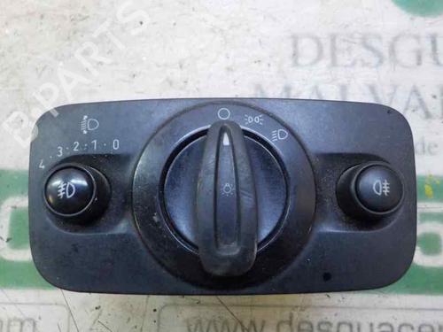 Used Headlight switch Headlight switch FORD FIESTA VI (CB1, CCN) 1.25 (60 hp) 6130829 6130829