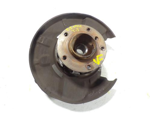 Used Left rear steering knuckle Left rear steering knuckle BMW 1 Convertible (E88) 118 d (143 hp) 8931504 8931504