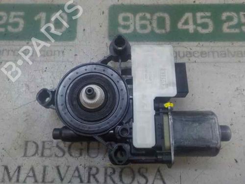 Right rear window motor SEAT LEON ST (5F8) 1.6 TDI 5Q0959812ASE2 | 0130822724 | 0130822724