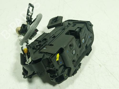 front-right-lock-vw-tiguan-allspace-bw2-bj2-2017-28623781 main image