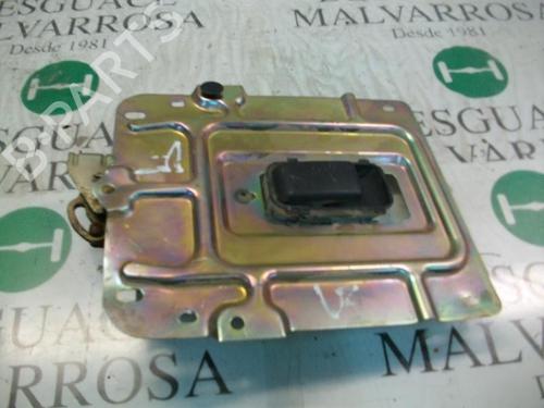 Used Rear right interior door handle Rear right interior door handle FORD FIESTA IV (JA_, JB_) 1.8 DI (75 hp) 6616937 6616937