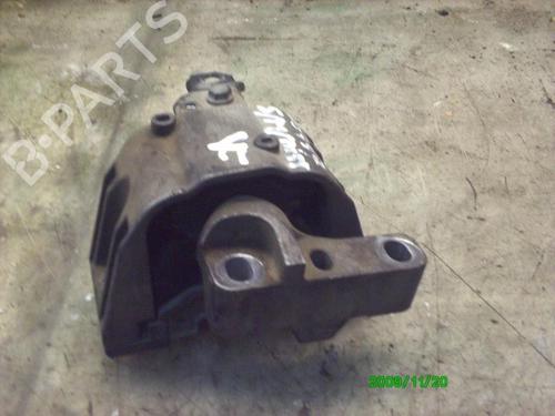 Used Engine mount VW GOLF IV (1J1) 1.6 (100 hp) 9079541