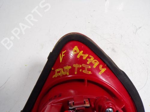 Piloto izquierdo del maletero VW PASSAT B6 (3C2) 2.0 FSI | BP8316630C79 