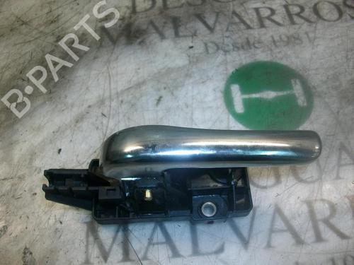 Used Front left interior door handle Front left interior door handle ALFA ROMEO 166 (936_) 2.4 JTD (936AXA00, 936A3B00) (150 hp) 3747621 3747621