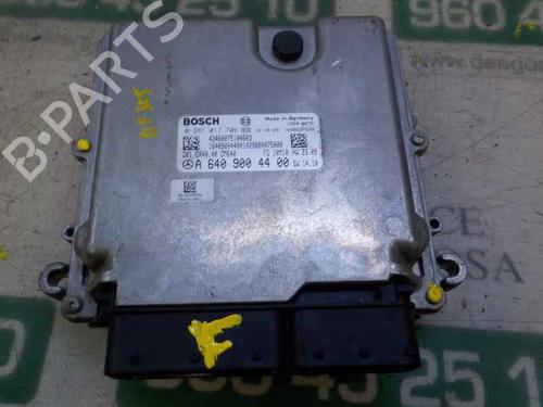 Used Engine control unit (ECU) MERCEDES-BENZ B-CLASS Sports Tourer (W245) [2005-2011]  5937920