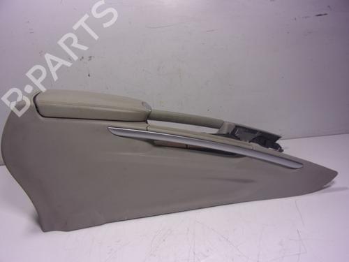 Used Armrest / Center console Armrest / Center console MERCEDES-BENZ GL-CLASS (X164) GL 320 CDI 4-matic (164.822) (224 hp) 15513886 15513886