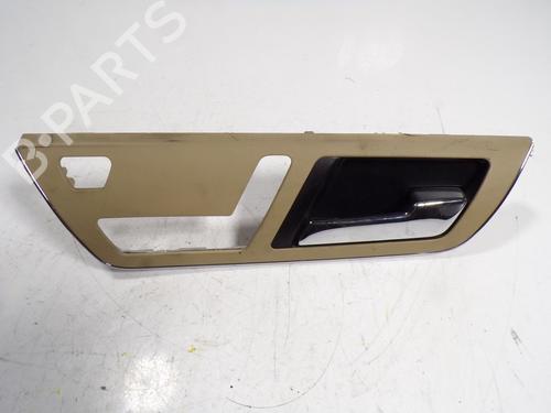 Used Rear right interior door handle Rear right interior door handle 8420466 8420466