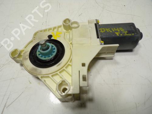 Used Left rear window motor LAND ROVER DISCOVERY III (L319) 2.7 TD 4x4 (190 hp) 13299476