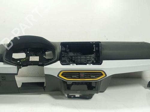 Used Dashboard Dashboard 37861630 37861630