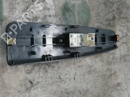 Right front window switch KIA CERATO I Hatchback (LD) 2.0 CRDi | BP3764825I26 - Image 2