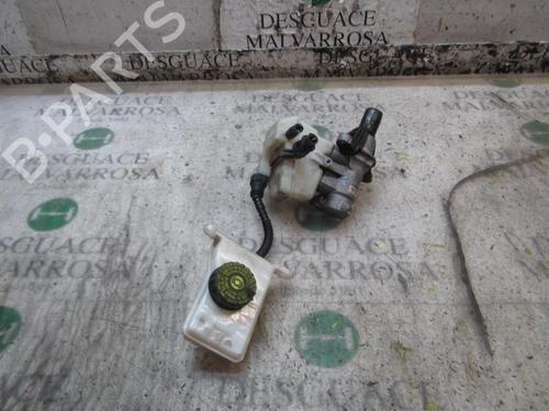 Brake master cylinder PEUGEOT 308 II (LB_, LP_, LW_, LH_, L3_) 1.6 HDi | BP3842392M77 