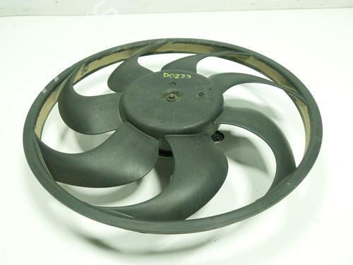 Used Radiator fan Radiator fan FORD FIESTA VII (HJ, HF) 1.0 EcoBoost (101 hp) 19499738 19499738