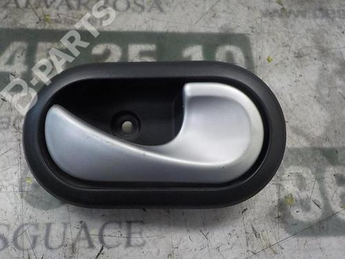 Used Rear right interior door handle Rear right interior door handle DACIA SANDERO 1.6 (BS0D, BS0B, BS0F, BS0H) (87 hp) 4001790 4001790