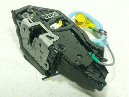 Używane Zamek drzwi tylnych lewych BMW 4 Gran Coupe (G26) 420 d Mild-Hybrid xDrive (190 hp) 32361902